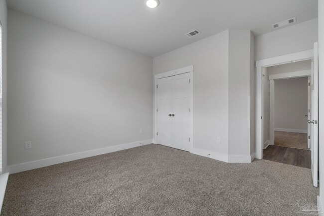 Building Photo - 6616 Forest Bay Ave