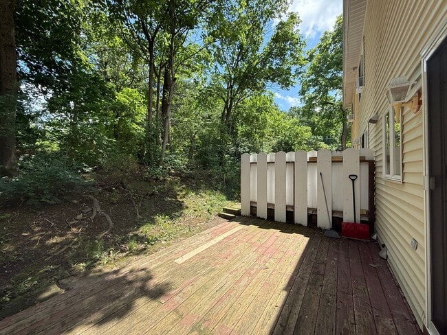 Building Photo - Secluded Two Bedroom Townhome Minutes from...