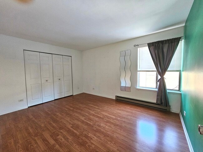 Building Photo - 15820 Terrace Dr