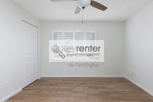 Building Photo - 6575 Green Valley Dr