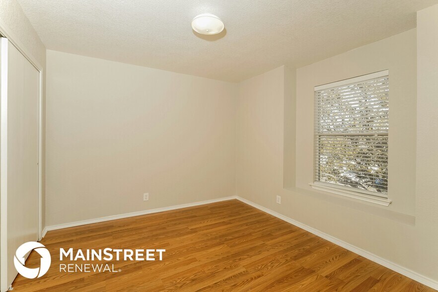 Building Photo - 7831 Hedrick Farm