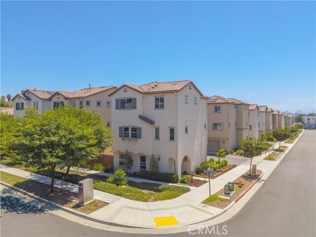 Building Photo - 27659 Rockcrest Rd