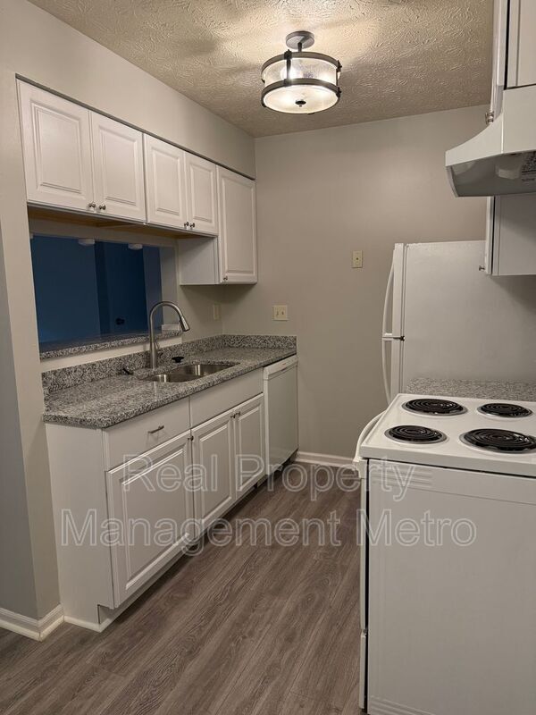 Building Photo - 11450 Little Patuxent Pkwy