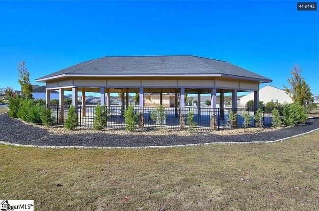 Building Photo - 233 Shale Dr