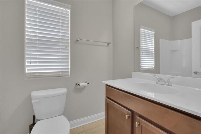 Building Photo - 1710 Eastbrooke Pl