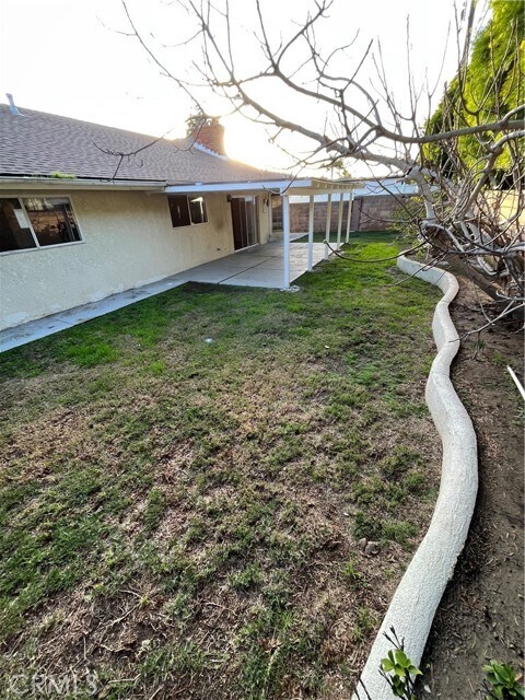 Building Photo - 9071 Mediterranean Dr
