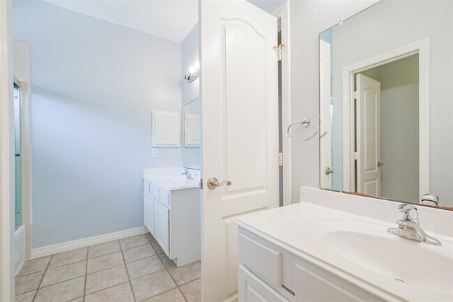 Building Photo - 24506 Screech Owl Ct