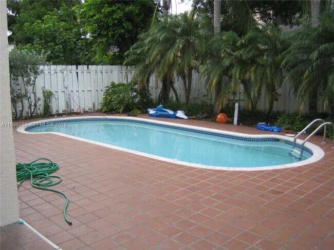 Building Photo - 9721 SW 155th Ave