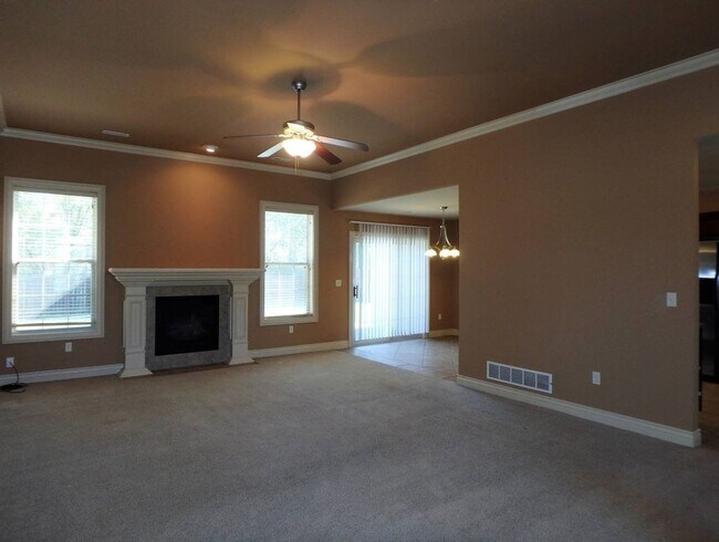 Building Photo - Great 3 Bed 2 Bath House in Mill Creek Manor!