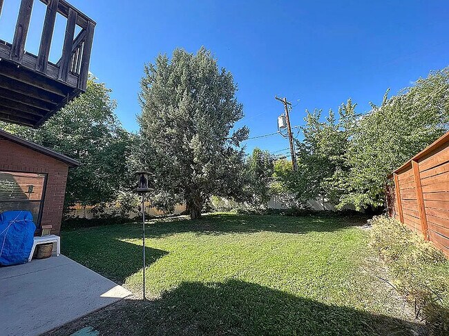 Building Photo - 1213 Charlton Ave