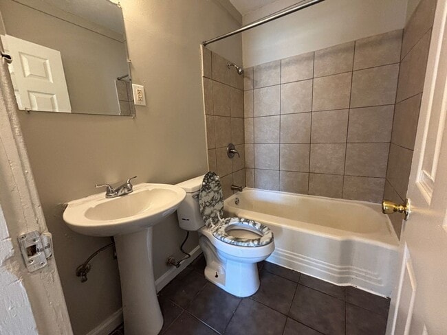 Building Photo - Bright & Modern 3-Bedroom Home in Memphis – Half Off First Month!