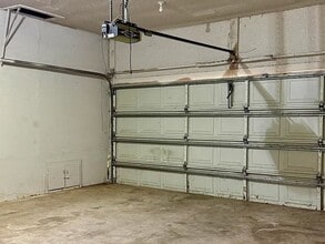 Building Photo - 613 N J St