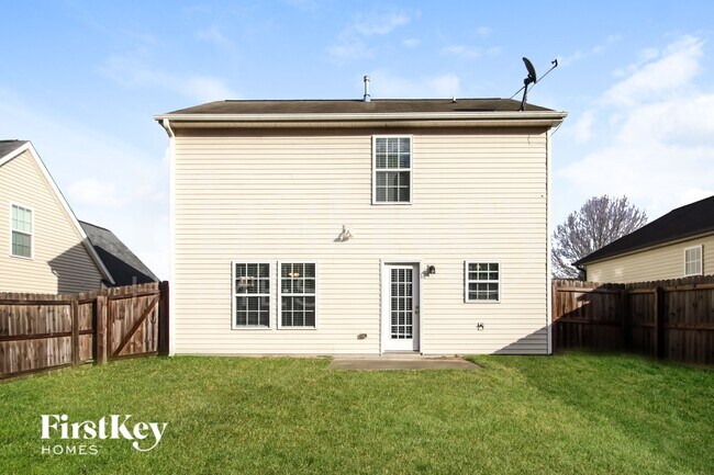 Building Photo - 4640 Midstream Crossing Dr