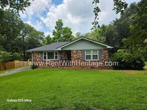Building Photo - WOW!!! GORGEOUS RANCH WITH MANY UPGRADES / GREAT LOCATION/ PRIVATE YARD