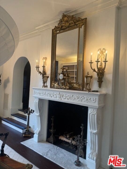 Building Photo - 10335 Wilshire Blvd