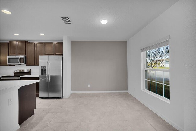 Building Photo - 110 Claire Ln