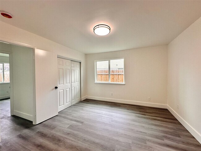 Building Photo - 13754 Shirebrook Dr