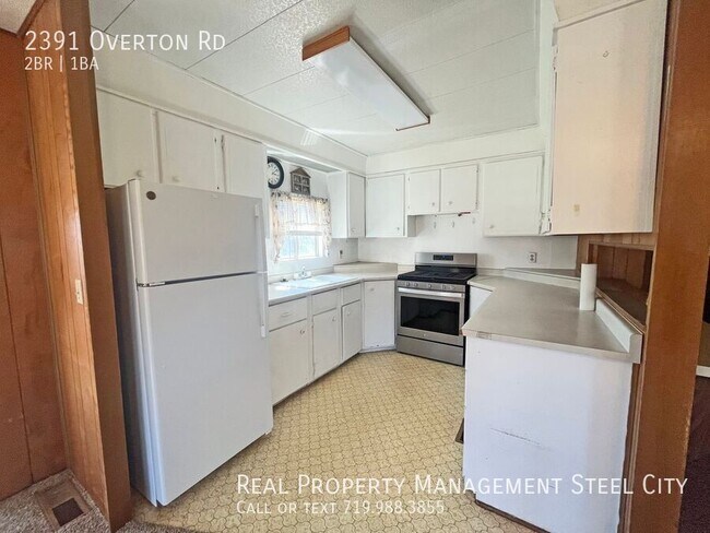 Building Photo - Spacious 2-Bed Home on Acreage in Peaceful...