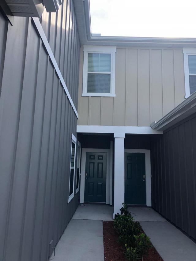 Building Photo - 3 bedroom in Jacksonville FL 32256