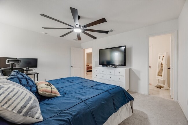 Building Photo - 123 Wheatgrass Ln