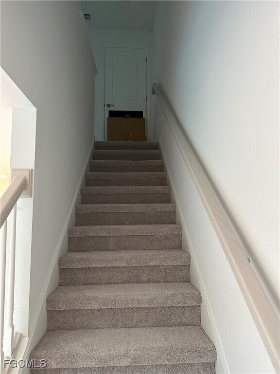 Building Photo - 14237 Oviedo Pl