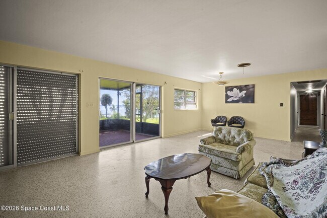 Building Photo - 6785 Riveredge Dr