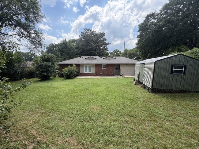 Building Photo - 941 Harrington Dr