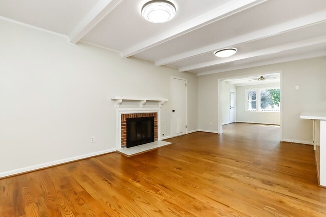 Building Photo - 120 Kohler Crescent