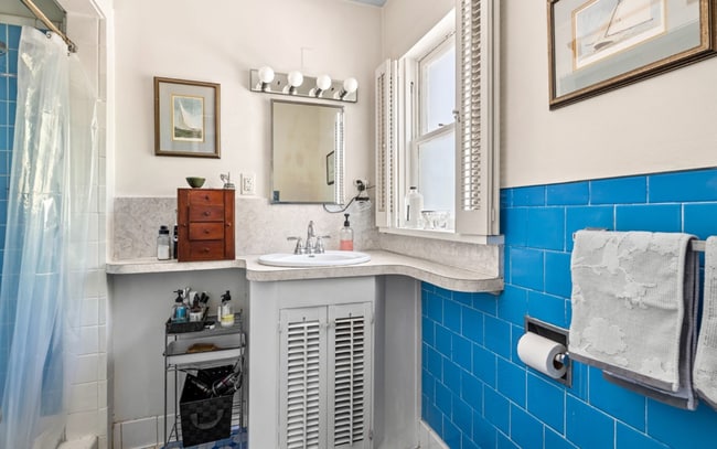 Building Photo - Gorgeous Tarrytown Home for Rent