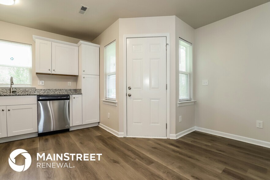 Building Photo - 1908 Old Jones Rd