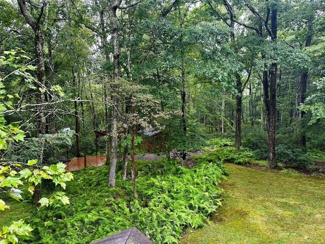 Building Photo - 95 Split Rock Dr