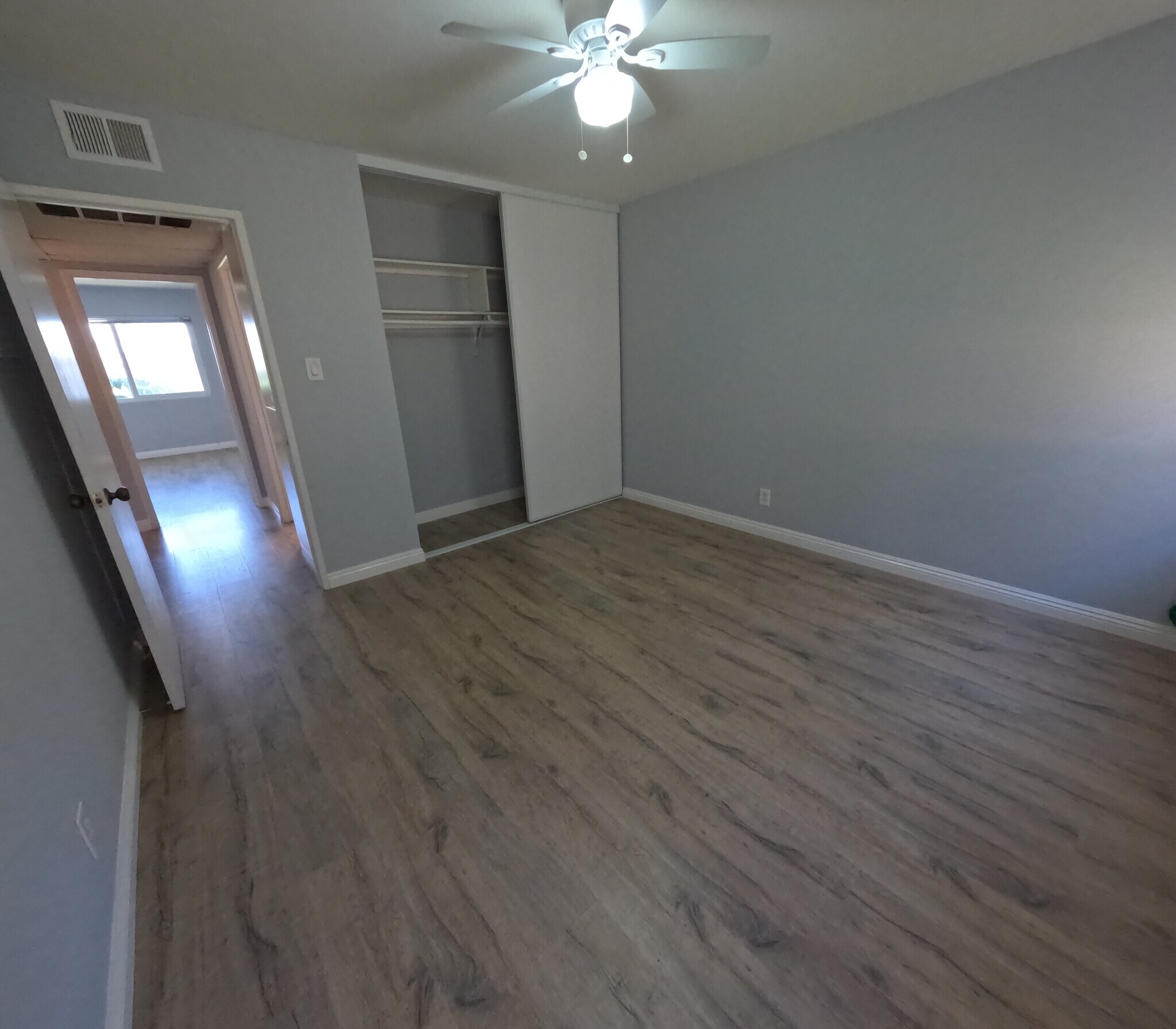 #2 BED ROOM - 809 Brent Ave