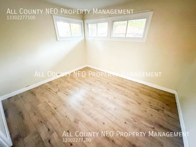 Building Photo - 2360 Giffels Dr