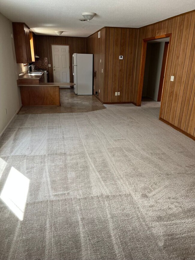 Building Photo - nlucas417