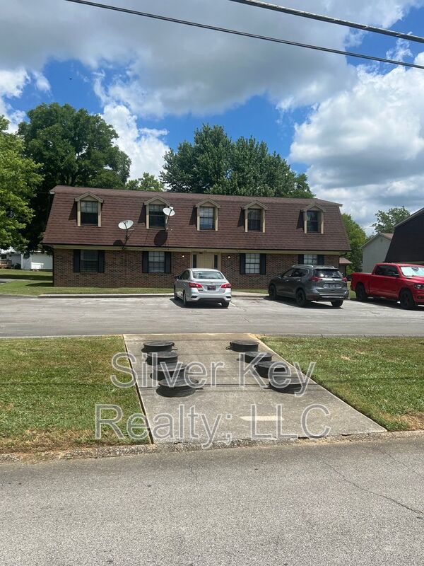 Building Photo - 408-410 Oklahoma St