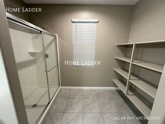 Building Photo - 36725 N Alderney Ct