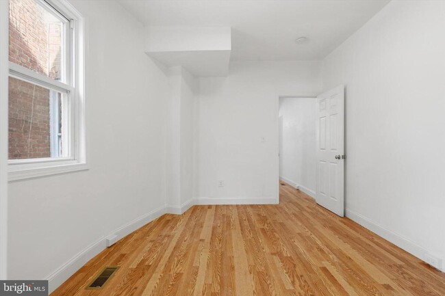 Building Photo - 3126 Remington Ave