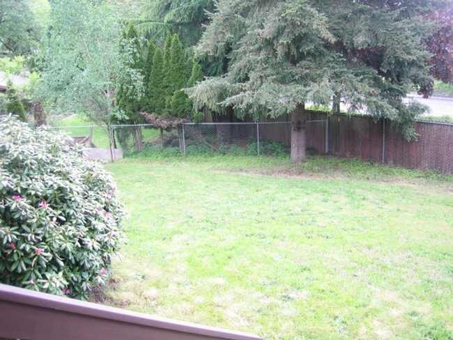 Building Photo - 5044 Summerfield Dr SE
