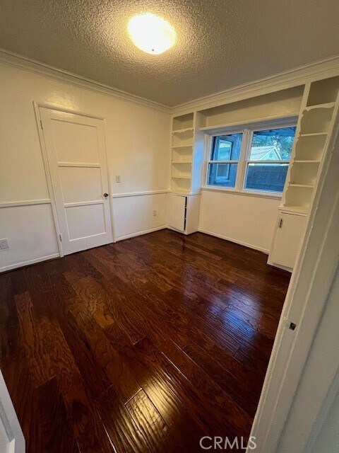 Building Photo - 101 E Montana St