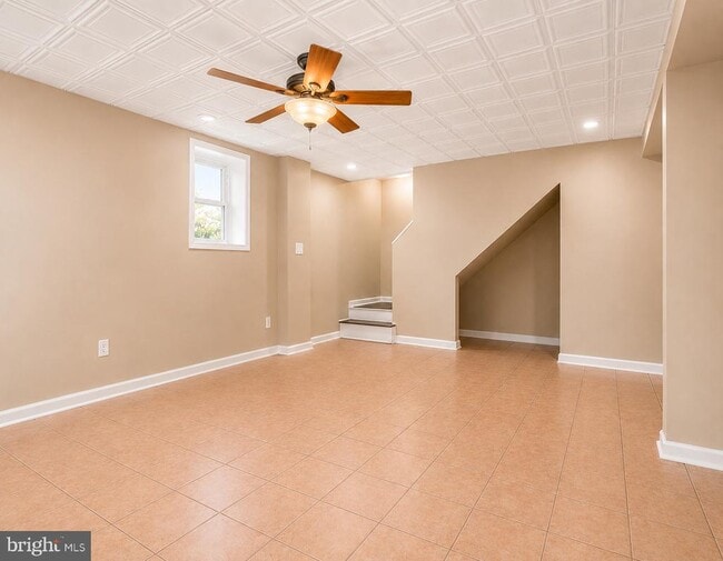 Building Photo - 15 English Oak Cir