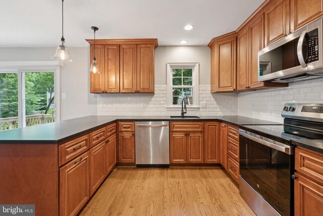 Building Photo - 7401 Willshire Hunt Ct