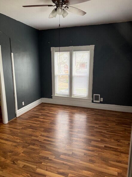 Building Photo - 2915 Cottage Grove Ave