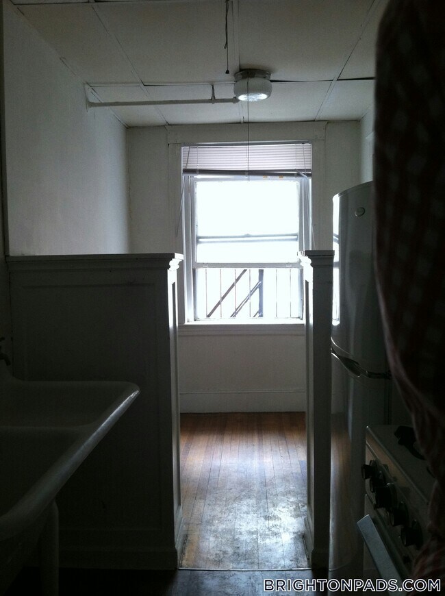 Building Photo - 1615 Commonwealth Ave