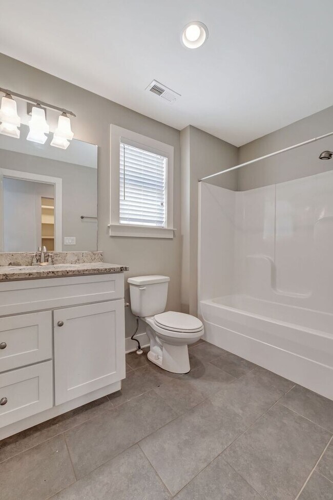 Building Photo - Charming 3-Bedroom Home in the Heart of The Nations