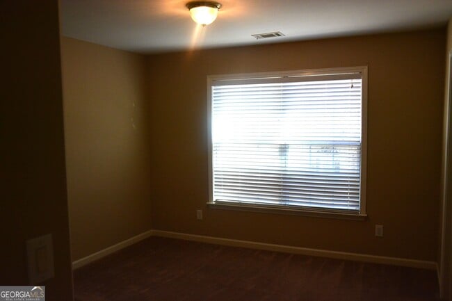 Building Photo - 7801 Waterlace Dr