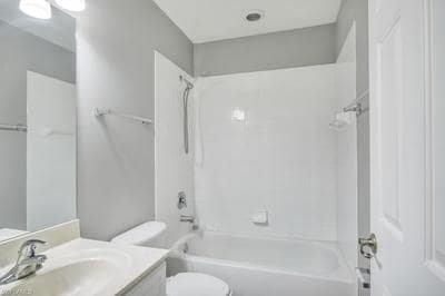 Building Photo - 10030 Salina St