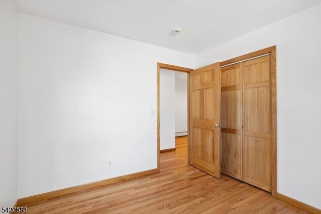 Building Photo - 66 Atlantic St