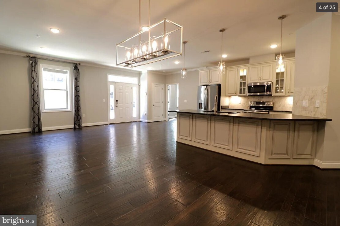 Building Photo - 23631 Havelock Walk Ter