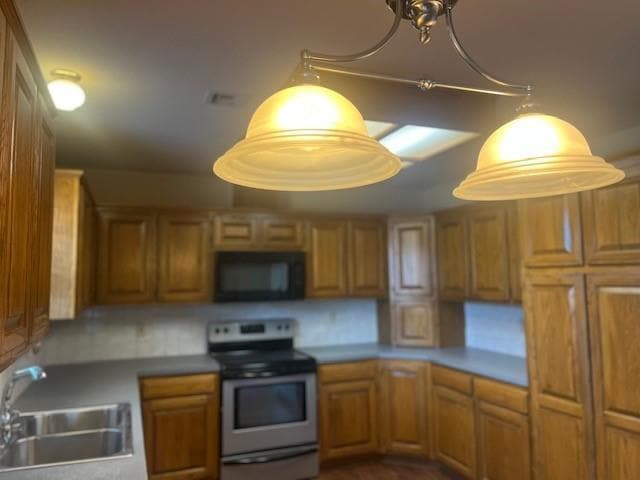 Building Photo - 1825 S 24th St