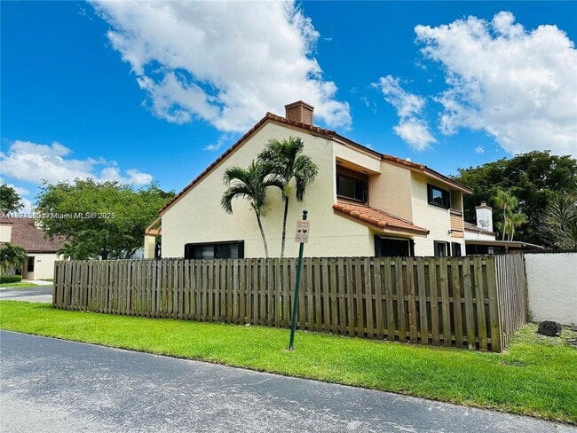 Building Photo - 15038 SW 89th Ter Rd